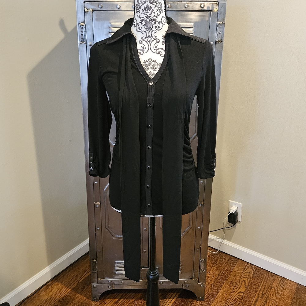 White House Black Market Matte-Jersey Ruched Front Shirt w/Removable Tie Sz XS